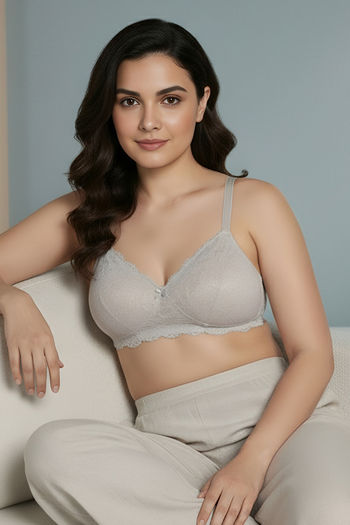 Buy Zivame Dreamcatcher Padded Non Wired Medium Coverage Lace Bra - Wind Chime